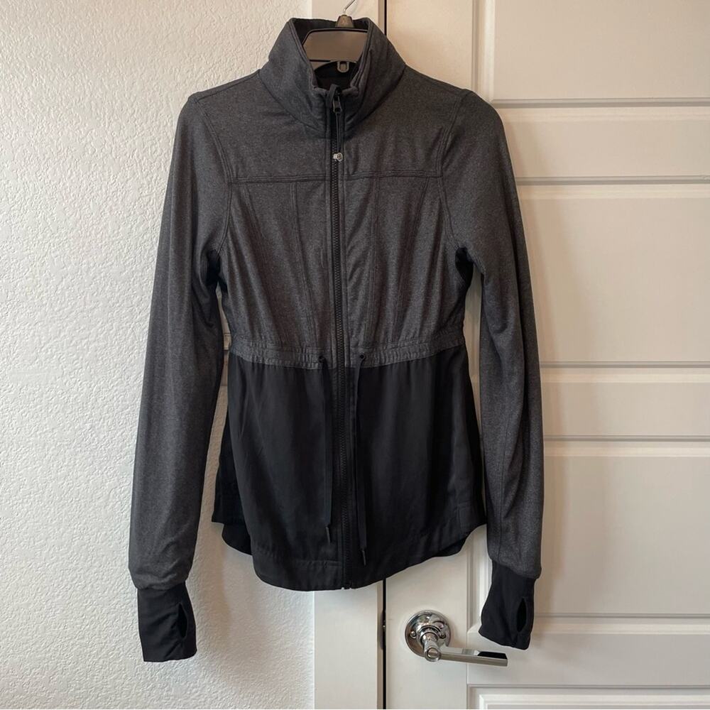 Lululemon Inner Peace Reversible Jacket - Picture 4 of 6